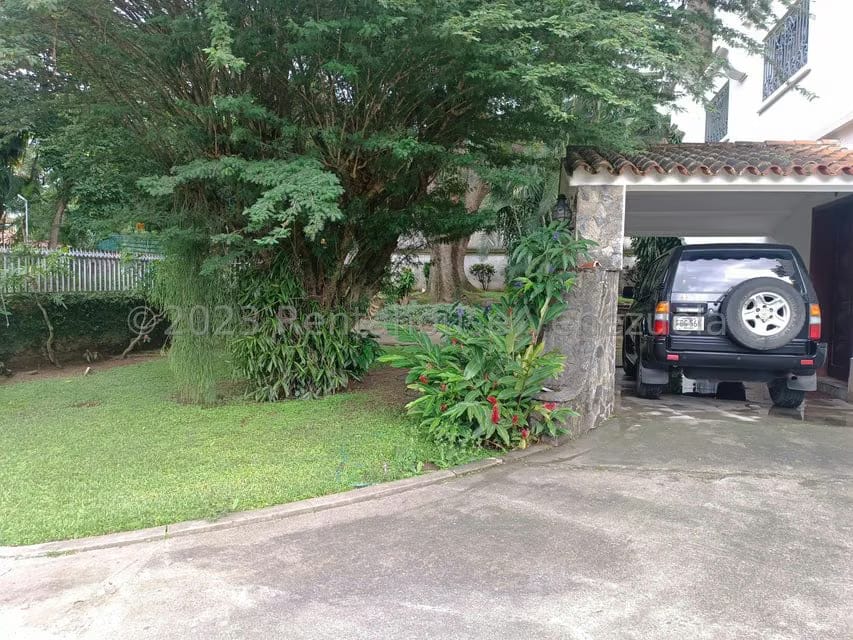 Casa (Colonial) en Venta en Country Club, Distrito Metropolitano - 62