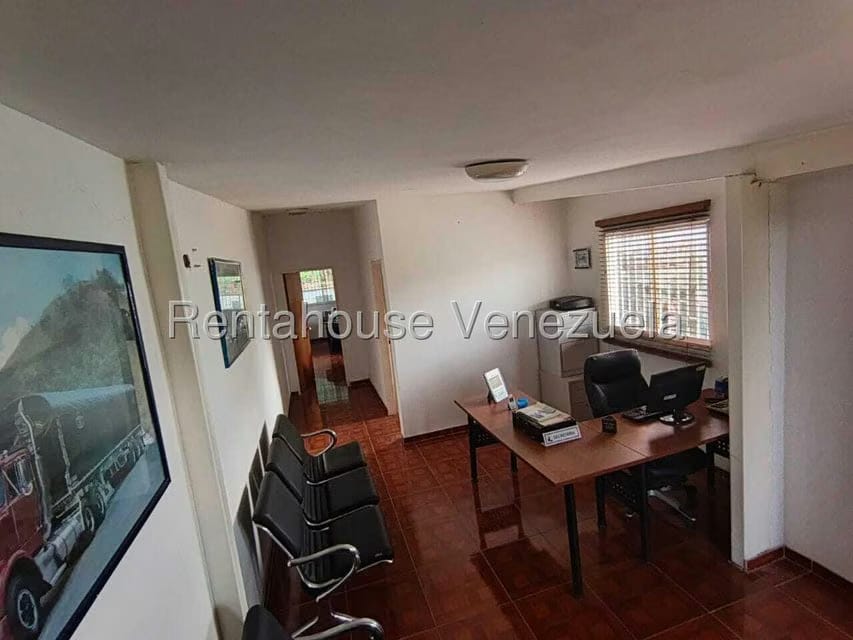 Comercial (Local Comercial) en Venta en La Yaguara, Distrito Metropolitano - 4