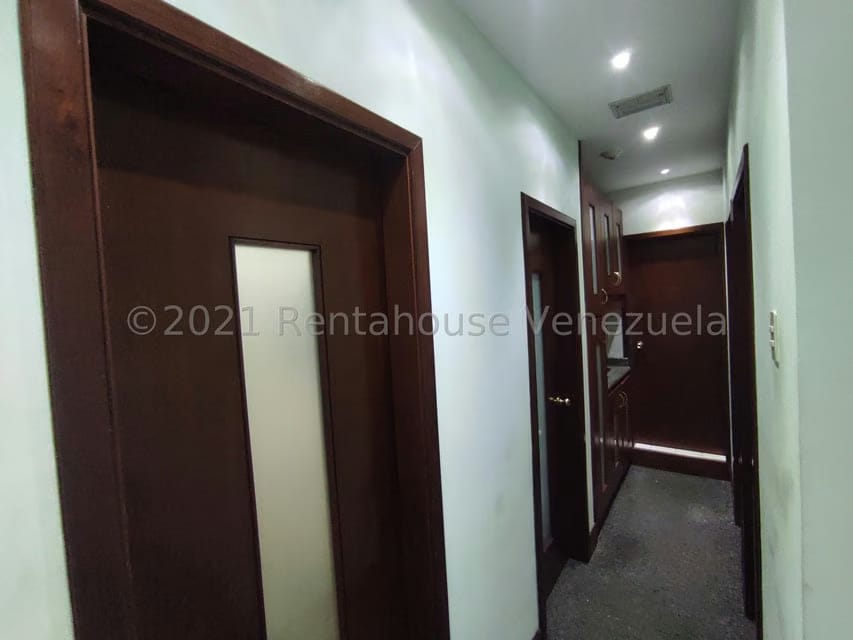 Comercial (Oficina) en Venta en El Recreo, Carabobo - 14