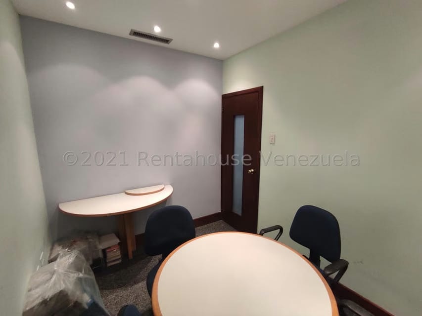 Comercial (Oficina) en Venta en El Recreo, Carabobo - 17
