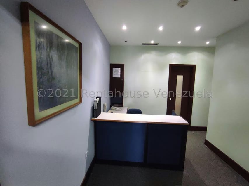 Comercial (Oficina) en Venta en El Recreo, Carabobo - 3