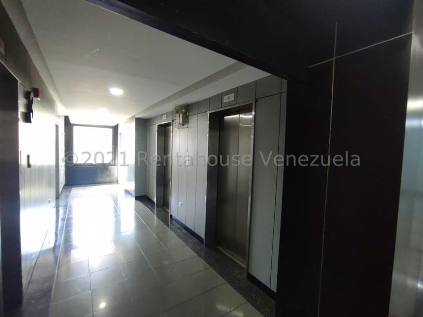 Comercial (Oficina) en Venta en El Recreo, Carabobo - 21