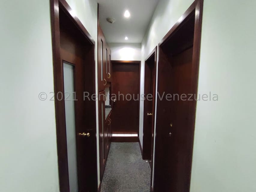 Comercial (Oficina) en Venta en El Recreo, Carabobo - 9