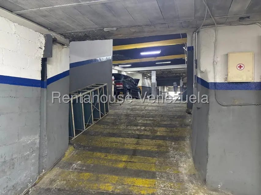 Comercial (Local Comercial) en Alquiler en Sarria, Distrito Metropolitano - 10