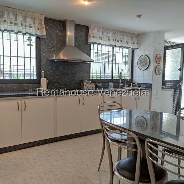 Apartamento (1 Nivel) en Venta en Miranda, Distrito Metropolitano - 23