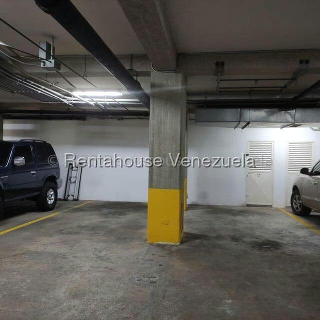 Apartamento (1 Nivel) en Venta en Miranda, Distrito Metropolitano - 39