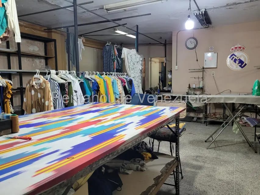 Negocios y Empresas (Manufactura) en Venta en Parroquia Santa Teresa, Distrito Metropolitano - 5