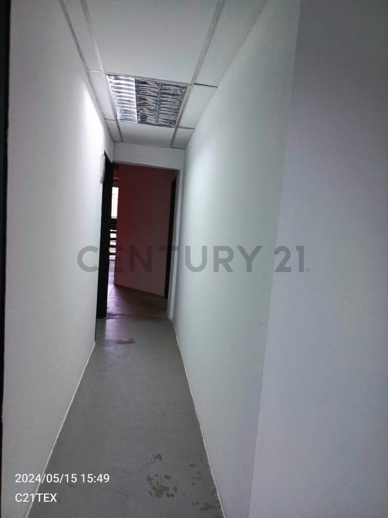 Se Vende Edificio Empresarial - 12