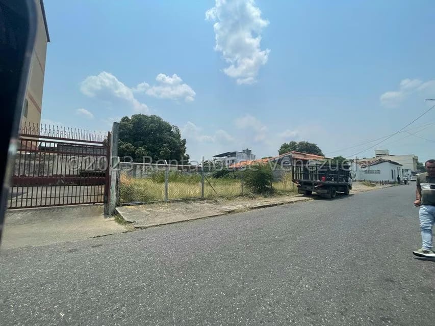 Terreno (Comercial) en Venta en Centro, Portuguesa - 2