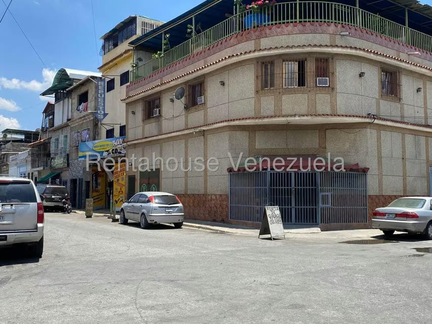 Comercial (Local Comercial) en Alquiler en Puente Hierro, Distrito Metropolitano - 22
