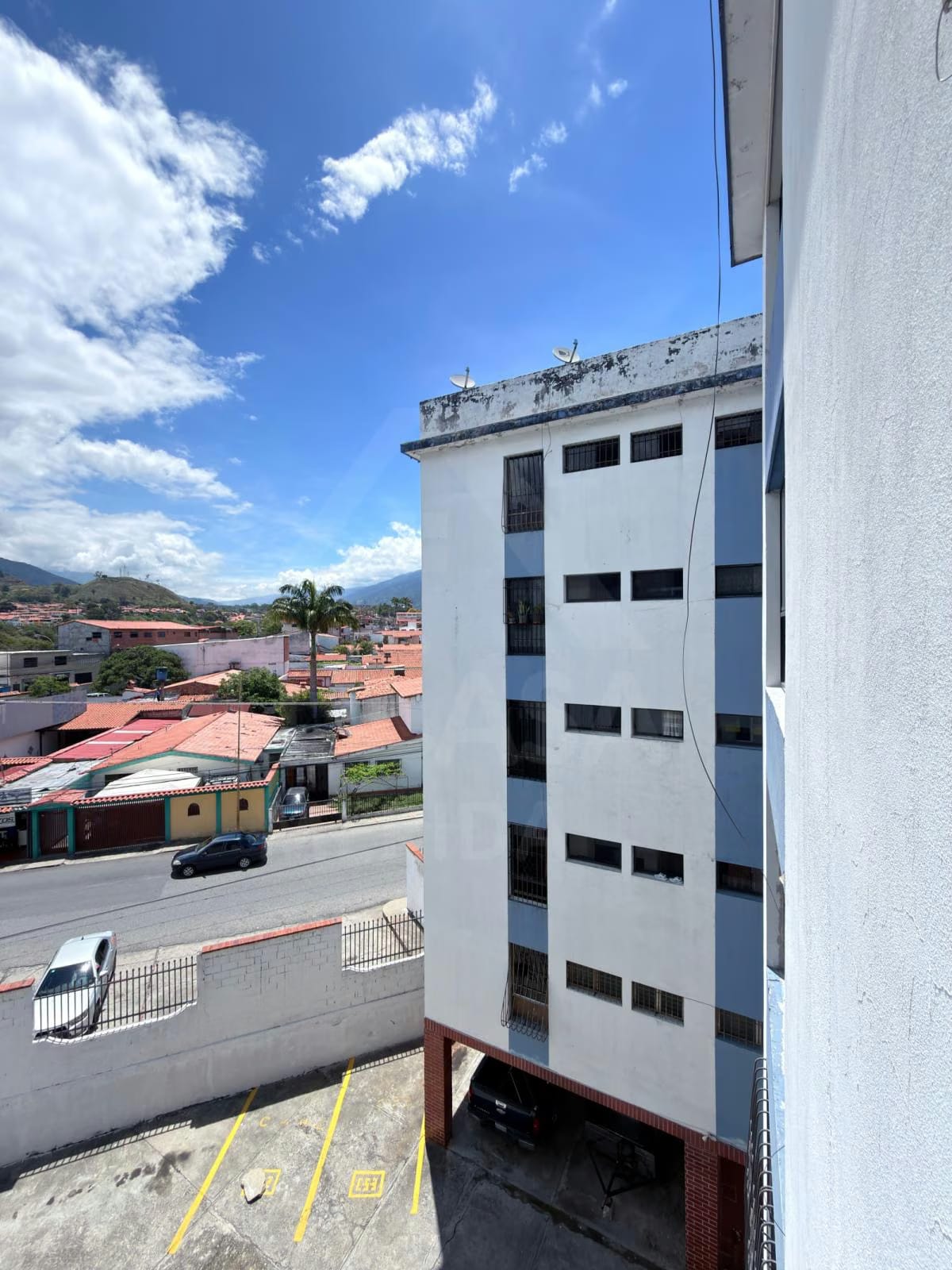 Apartamento en Venta - Res. Valparaiso - La Parroquia - Mérida - Estado Mérida - 9