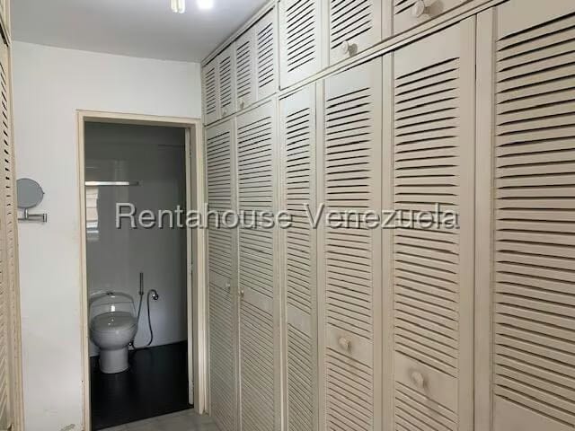Apartamento (1 Nivel) en Venta en Los Samanes, Distrito Metropolitano - 26