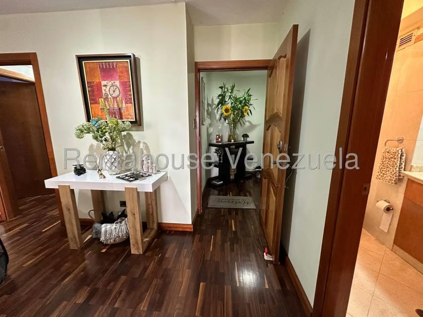 Apartamento (1 Nivel) en Venta en Miranda, Distrito Metropolitano - 3