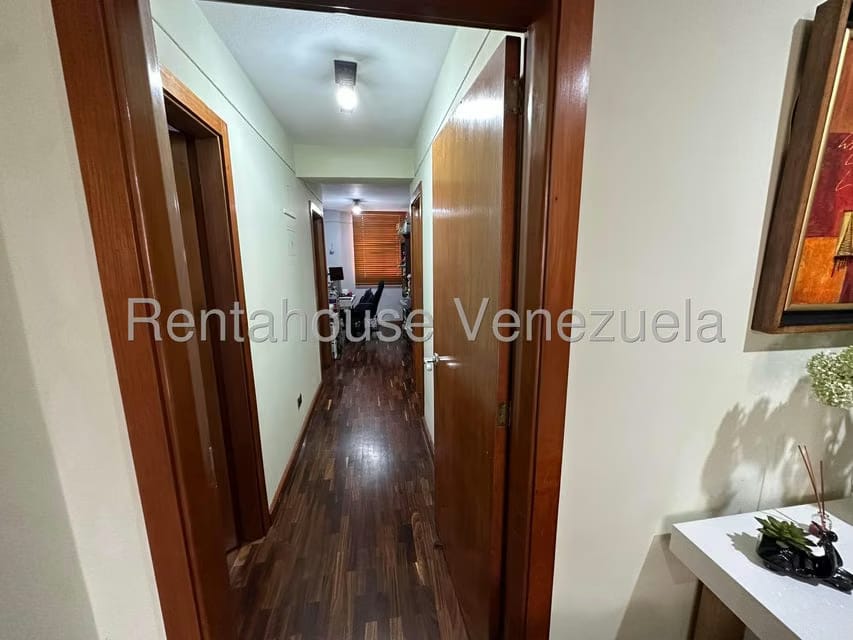 Apartamento (1 Nivel) en Venta en Miranda, Distrito Metropolitano - 25