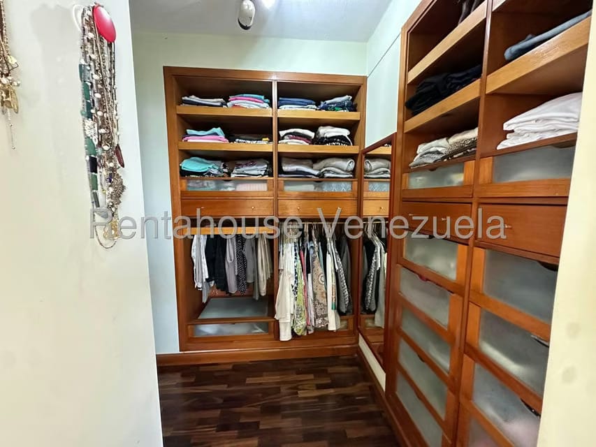 Apartamento (1 Nivel) en Venta en Miranda, Distrito Metropolitano - 29