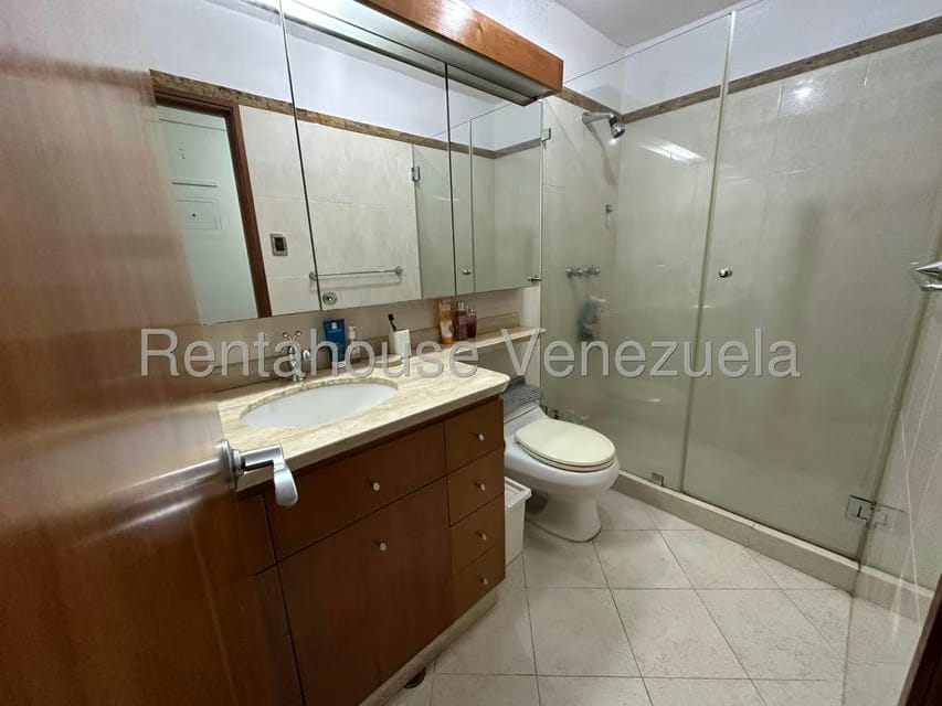 Apartamento (1 Nivel) en Venta en Miranda, Distrito Metropolitano - 39
