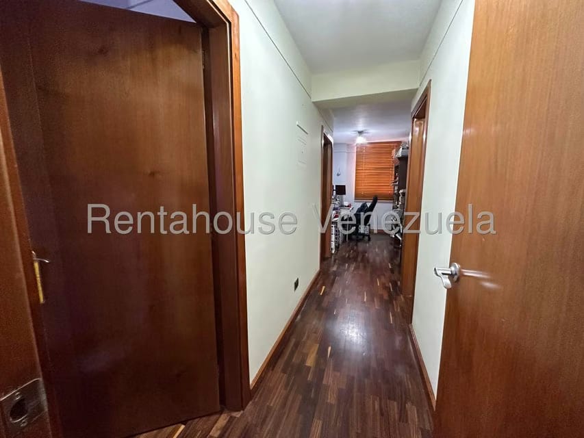 Apartamento (1 Nivel) en Venta en Miranda, Distrito Metropolitano - 40