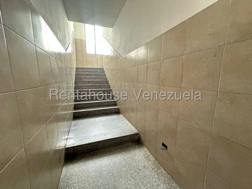 Comercial (Local Comercial) en Alquiler en Centro, Portuguesa - 11