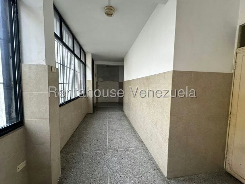 Comercial (Local Comercial) en Alquiler en Centro, Portuguesa - 8