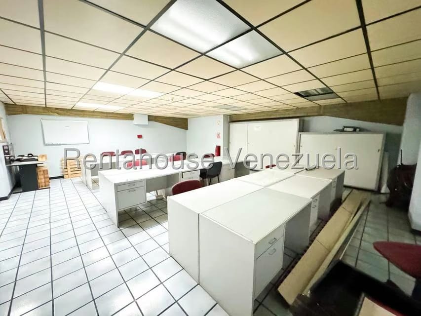 Comercial (Local Comercial) en Alquiler en Los Ruices, Distrito Metropolitano - 14