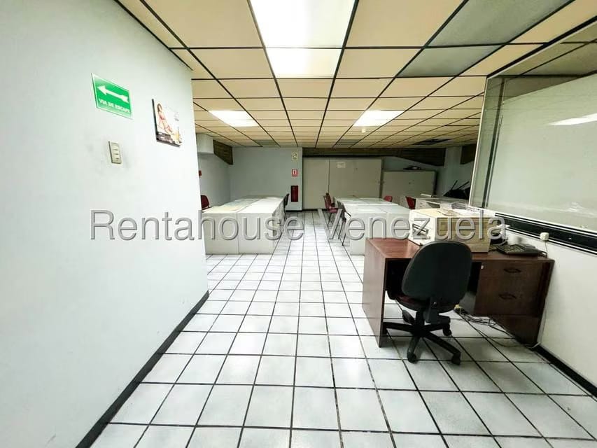 Comercial (Local Comercial) en Alquiler en Los Ruices, Distrito Metropolitano - 16