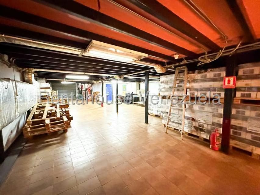 Comercial (Local Comercial) en Alquiler en Los Ruices, Distrito Metropolitano - 4