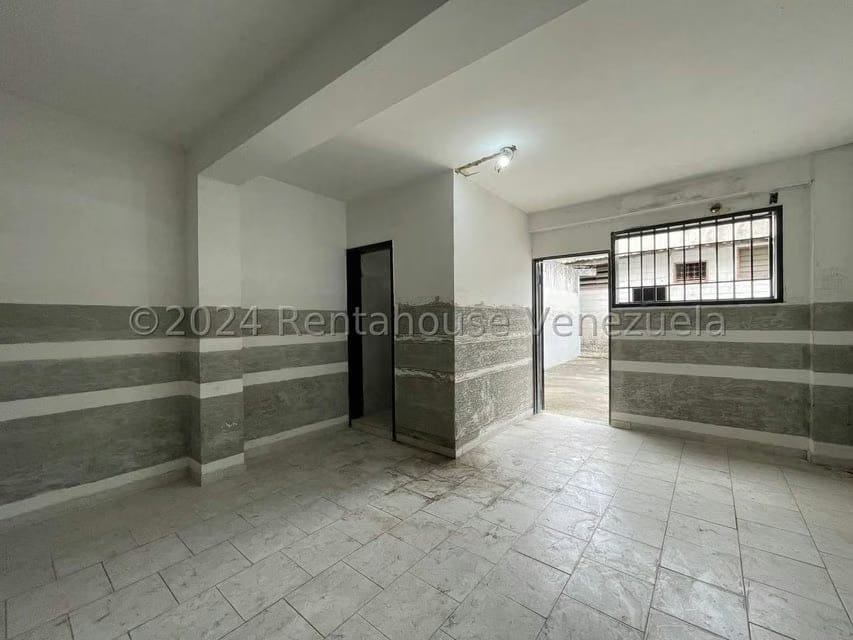 Comercial (Local Comercial) en Alquiler en La Romana, Aragua - 4