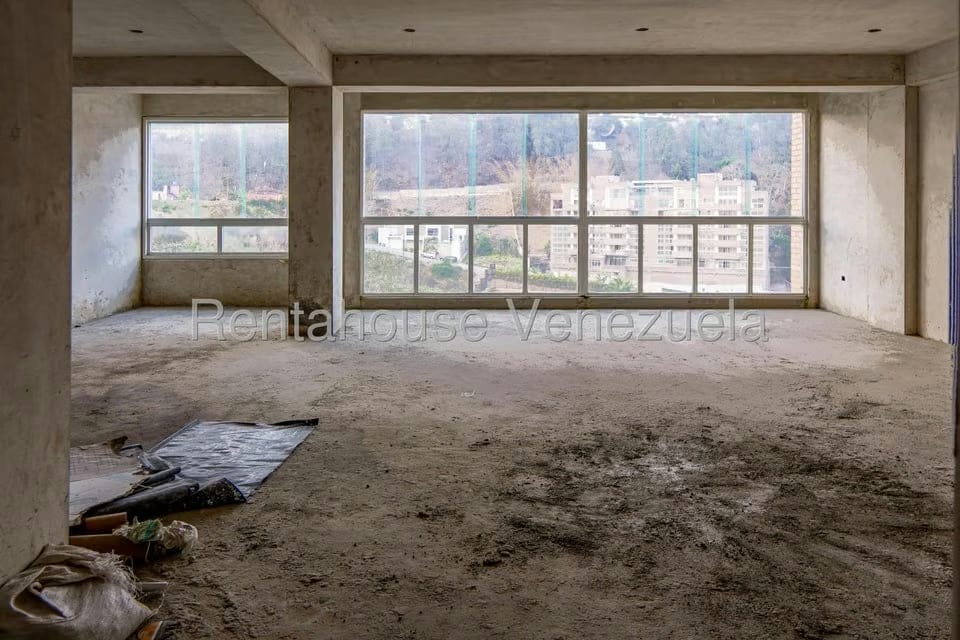 Apartamento (Duplex) en Venta en La Escondida, Distrito Metropolitano - 3