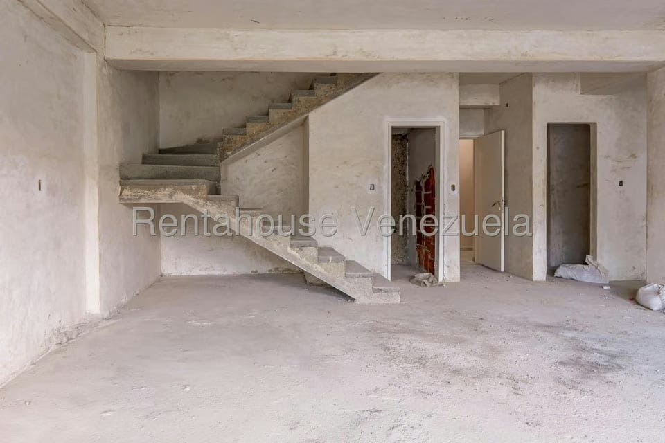 Apartamento (Duplex) en Venta en La Escondida, Distrito Metropolitano - 8