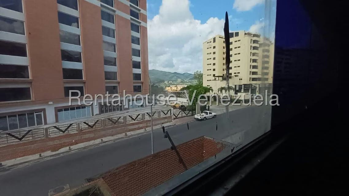 Comercial (Local Comercial) en Alquiler en Buenaventura, Miranda - 13