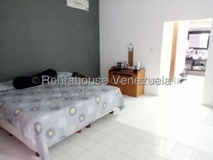 Casa (Duplex) en Venta en La Viña, Carabobo - 31