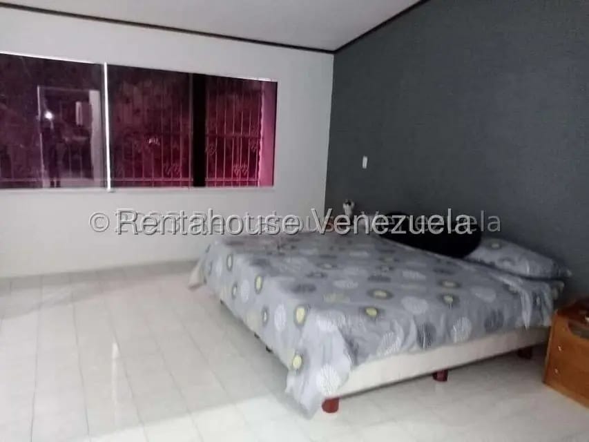 Casa (Duplex) en Venta en La Viña, Carabobo - 33