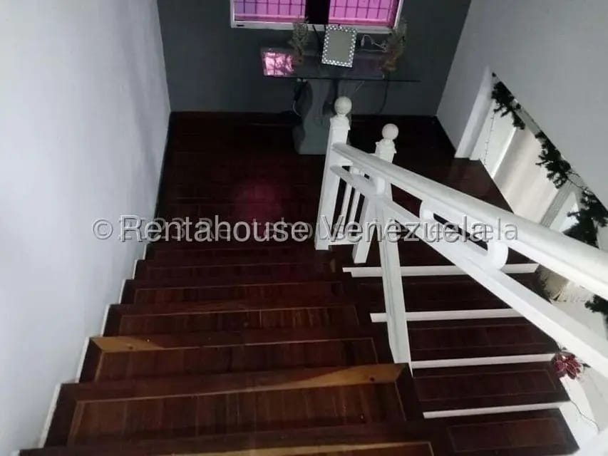 Casa (Duplex) en Venta en La Viña, Carabobo - 34