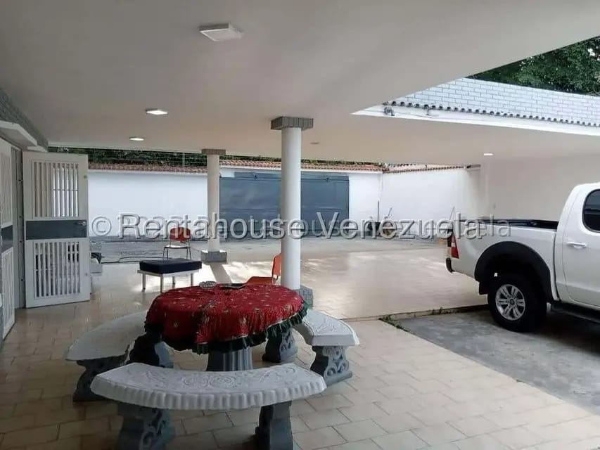 Casa (Duplex) en Venta en La Viña, Carabobo - 39