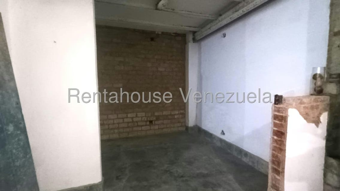 Comercial (Galpon - Deposito) en Venta en Sarria, Distrito Metropolitano - 10