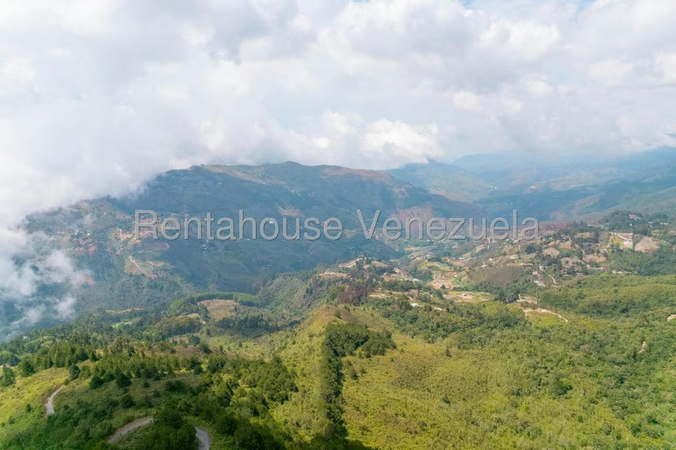 Casa (Hacienda) en Venta en El Junquito, Distrito Metropolitano - 45