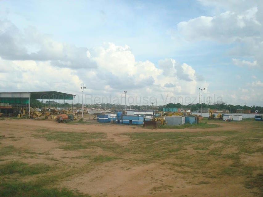 Comercial (Industrial) en Venta en Sector Avenida Intercomunal, Anzoategui - 21