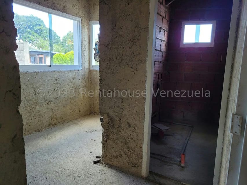 Casa (Multipes Niveles) en Venta en Los Guayabitos, Distrito Metropolitano - 26