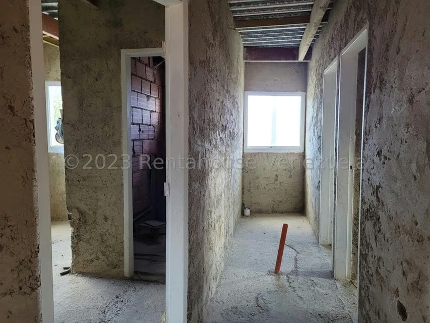 Casa (Multipes Niveles) en Venta en Los Guayabitos, Distrito Metropolitano - 10