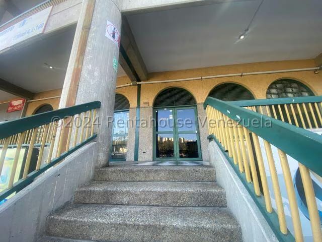 Comercial (Local Comercial) en Alquiler en Municipio Carrizal, Miranda - 2