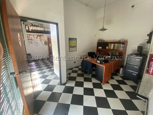 Comercial (Local Comercial) en Alquiler en Municipio Carrizal, Miranda - 12