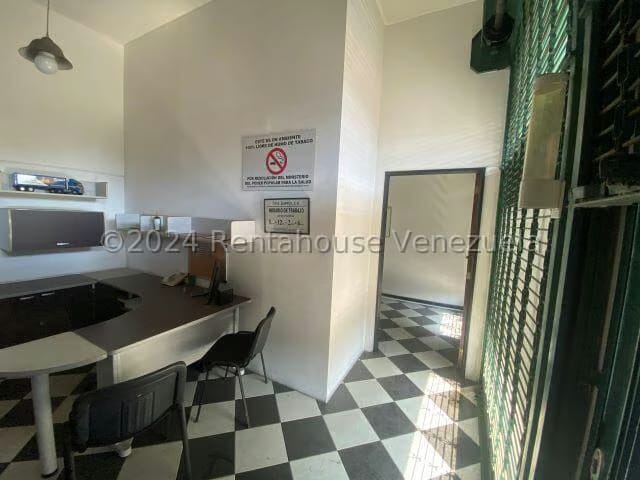 Comercial (Local Comercial) en Alquiler en Municipio Carrizal, Miranda - 9