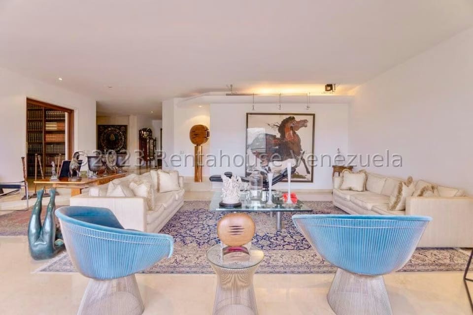 Apartamento (Planta Baja) en Venta en Colinas del Tamanaco, Distrito Metropolitano - 16