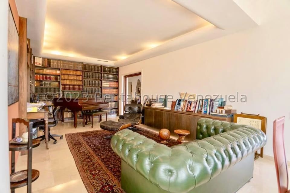 Apartamento (Planta Baja) en Venta en Colinas del Tamanaco, Distrito Metropolitano - 21