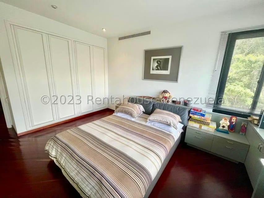 Apartamento (Planta Baja) en Venta en Colinas del Tamanaco, Distrito Metropolitano - 56