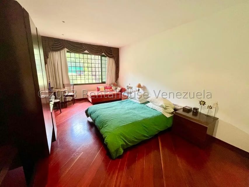 Apartamento (Planta Baja) en Venta en Colinas del Tamanaco, Distrito Metropolitano - 60