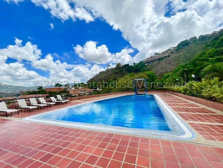 Apartamento (Planta Baja) en Venta en Colinas del Tamanaco, Distrito Metropolitano - 65