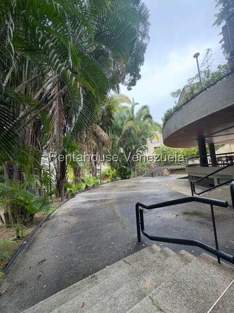 Apartamento (1 Nivel) en Venta en Los Chorros, Distrito Metropolitano - 11