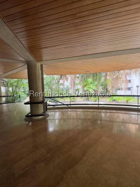 Apartamento (1 Nivel) en Venta en Los Chorros, Distrito Metropolitano - 12