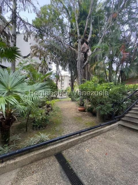 Apartamento (1 Nivel) en Venta en Los Chorros, Distrito Metropolitano - 13